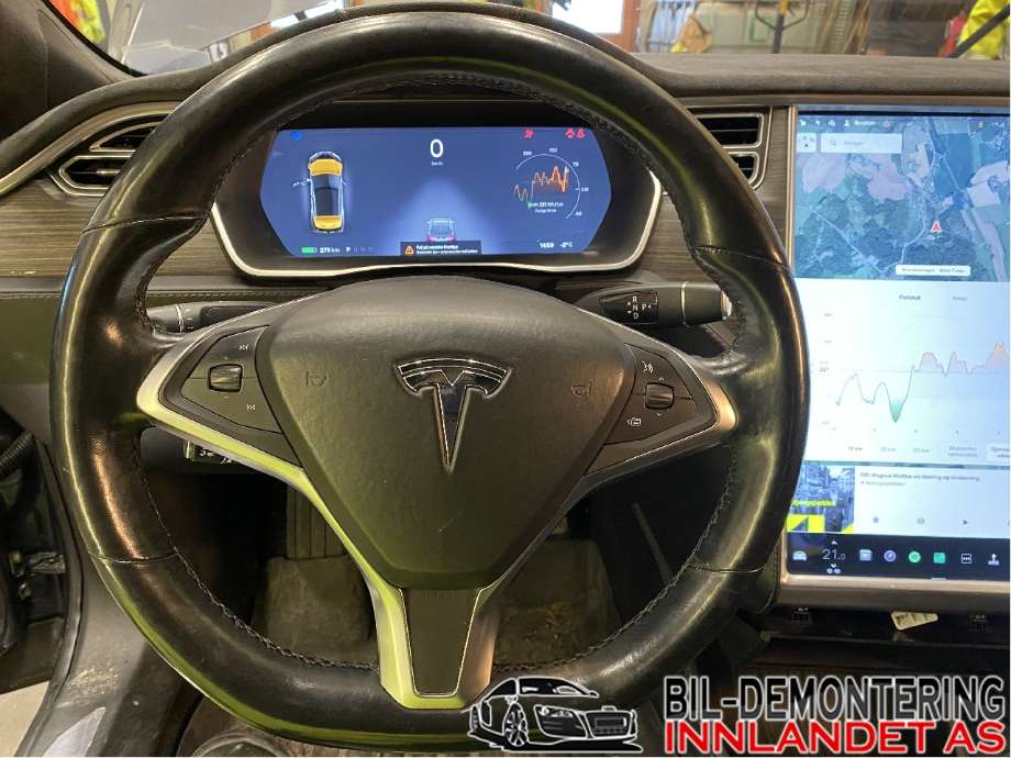 Ratt til Tesla Model S, 2013-2016 (Fase 1)  (TESLA|1036774-00-D)