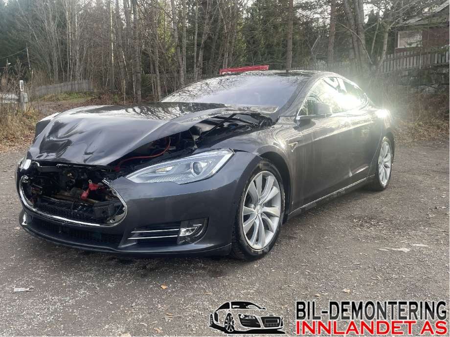 Kamera til Tesla Model S, 2013-2016 (Fase 1)  (TESLA|1038482-00-J)