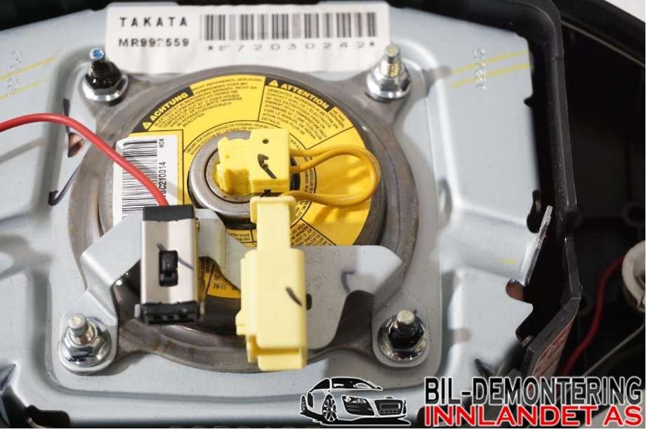 Airbag rattpute til Mitsubishi L200 2006-2015 (Type IV)  (MITSUBISHI|7030A851XA|)