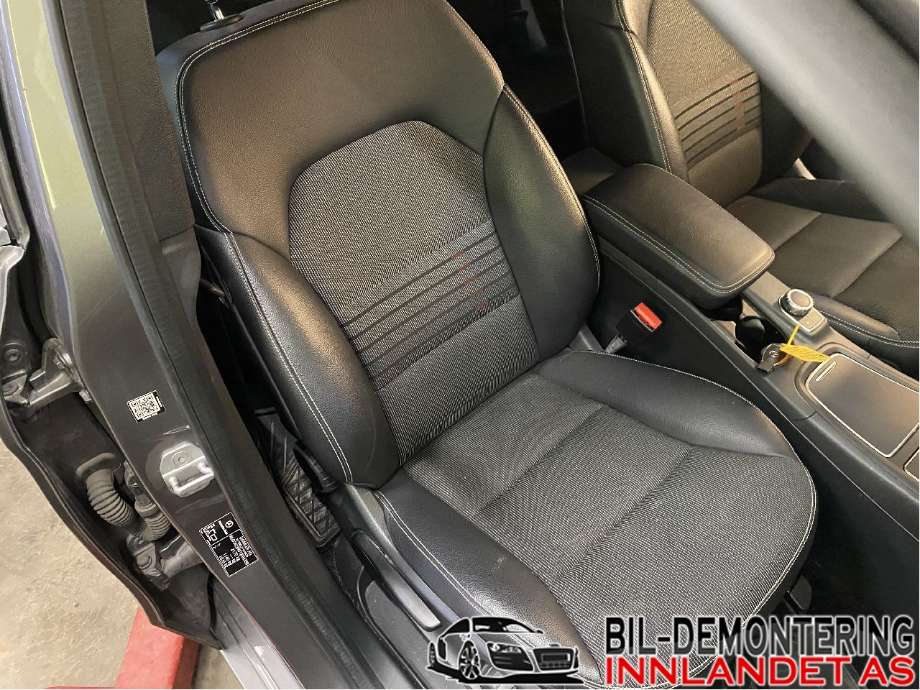 Sete foran høyre til Mercedes B-Klasse, 2011-2018 (W246) (W246) (MERCEDES|A 000 910 64 02)