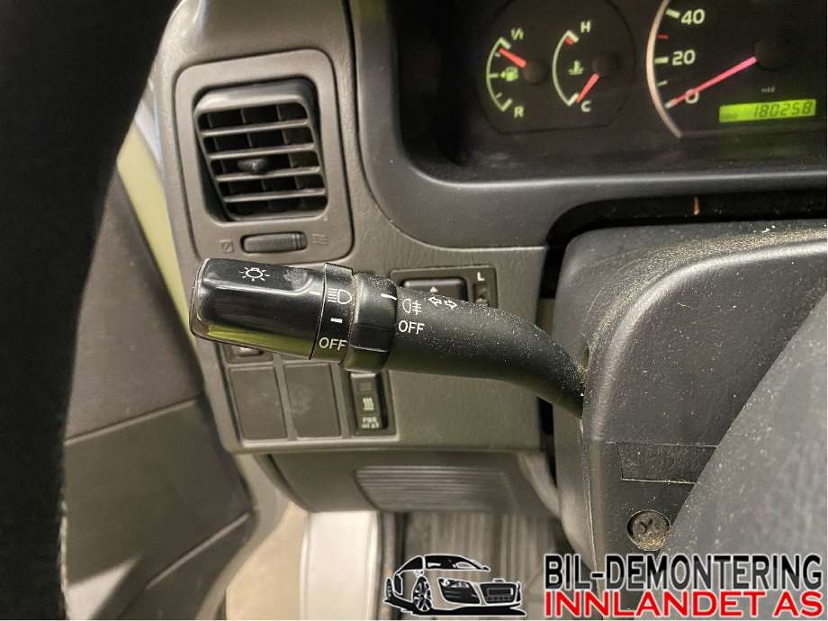 Bryter combi til Toyota Hiace 2007-2012 (Fase 3)  (TOYOTA|843102F590|)