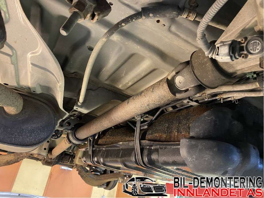 Mellomaksel til Toyota Hiace, 2007-2012 (Fase 3)  (TOYOTA|3710026380)