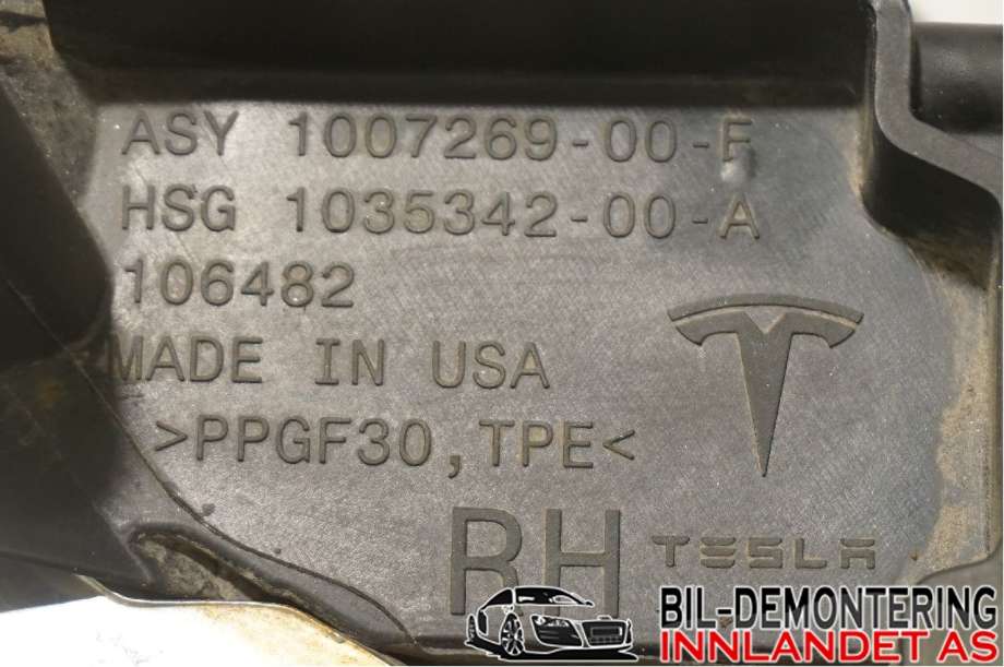 Grill høyre til Tesla Model S 2013-2016 (Fase 1)  (TESLA|1007269-00-G|)