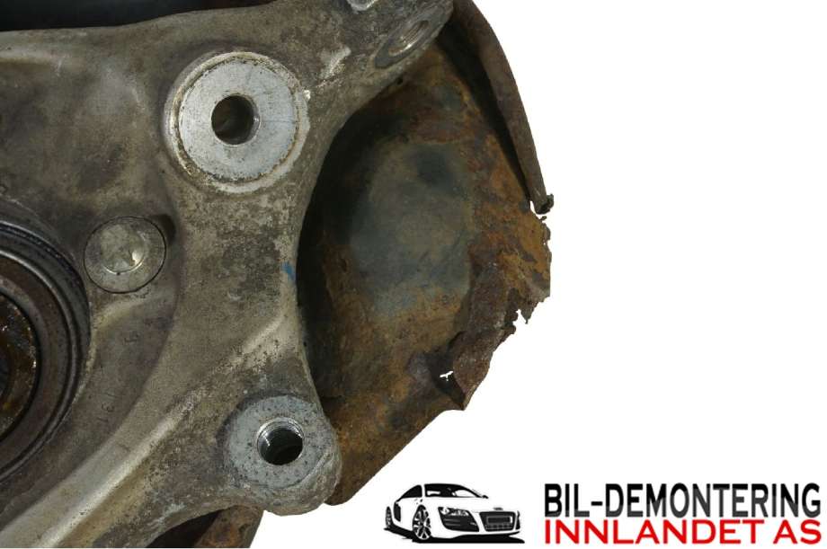 Hjulspindel høyre bak til Mercedes C-Klasse 2007-2011 (Fase 1) (W204) (W204) (MERCEDES|A 204 350 32 08|A 204 350 04 41|)