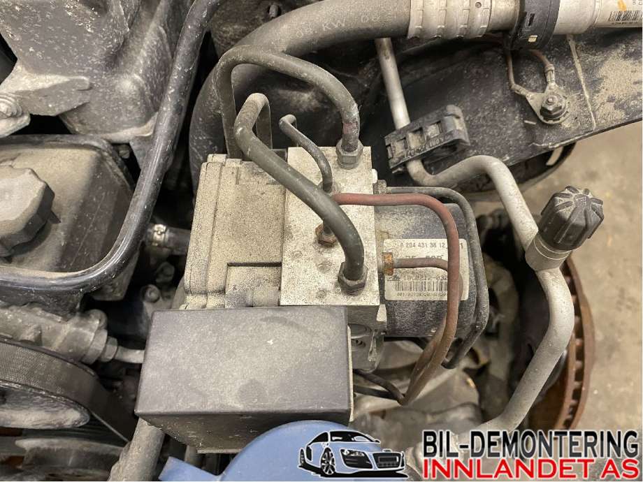 ABS sentral til Mercedes C-Klasse, 2007-2011 (Fase 1) (W204) (W204) (MERCEDES|A 204 431 41 12)