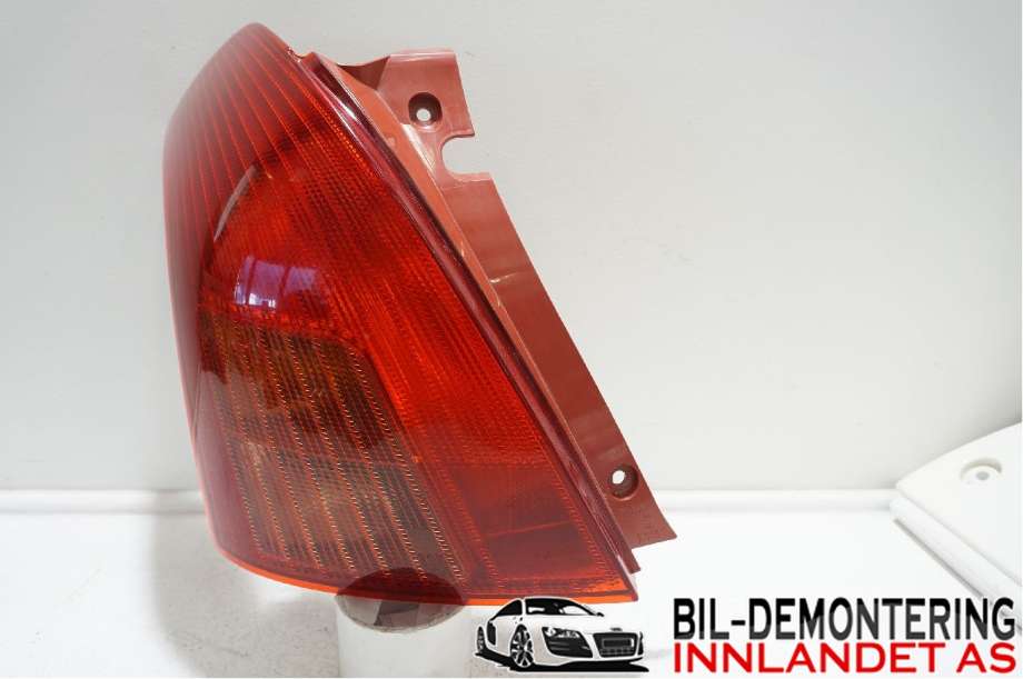 Baklykt venstre til Suzuki Swift, 2005-2010  (SUZUKI|35670-63J00)