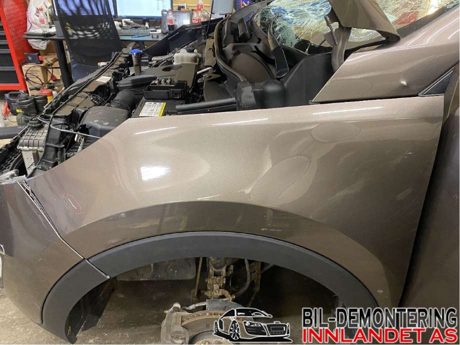 Skjerm venstre foran til Kia Sportage, 2010-2016 (Type III)  (KIA|66311 3W000)