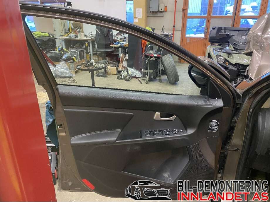 Dør venstre foran til Kia Sportage 2010-2016 (Type III)  (KIA|76003 3W000|)