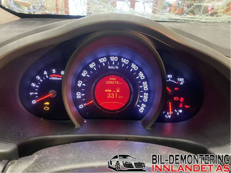 Instrumentpanel til Kia Sportage, 2010-2016 (Type III)  (KIA|94013 3U036)