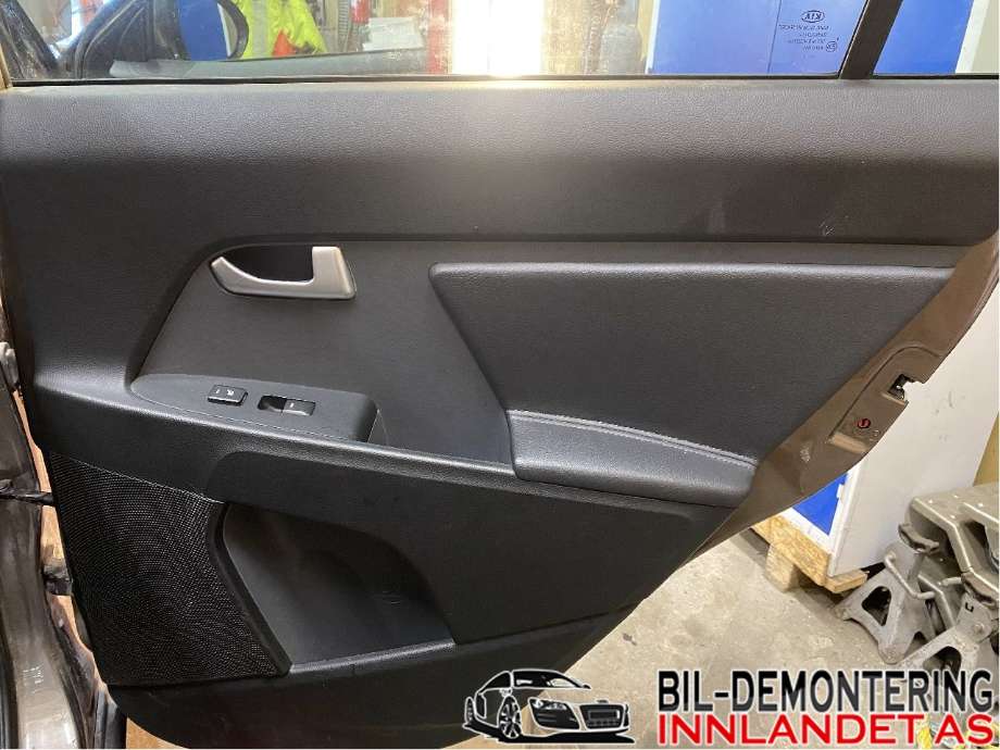 Dørtrekk høyre til Kia Sportage, 2010-2016 (Type III)  (KIA|83308 3U020XI)