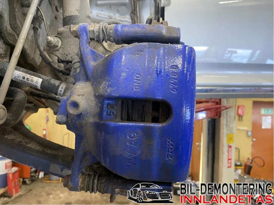 Bremsecaliper venstre foran til VW Passat 2015-2019 (Fase 1) (B8) (B8) (VOLKSWAGEN|5G0 615 123 E|)