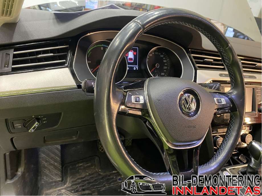 Ratt til VW Passat 2015-2019 (Fase 1) (B8) (B8) (VOLKSWAGEN|5G0 419 091 GF|)