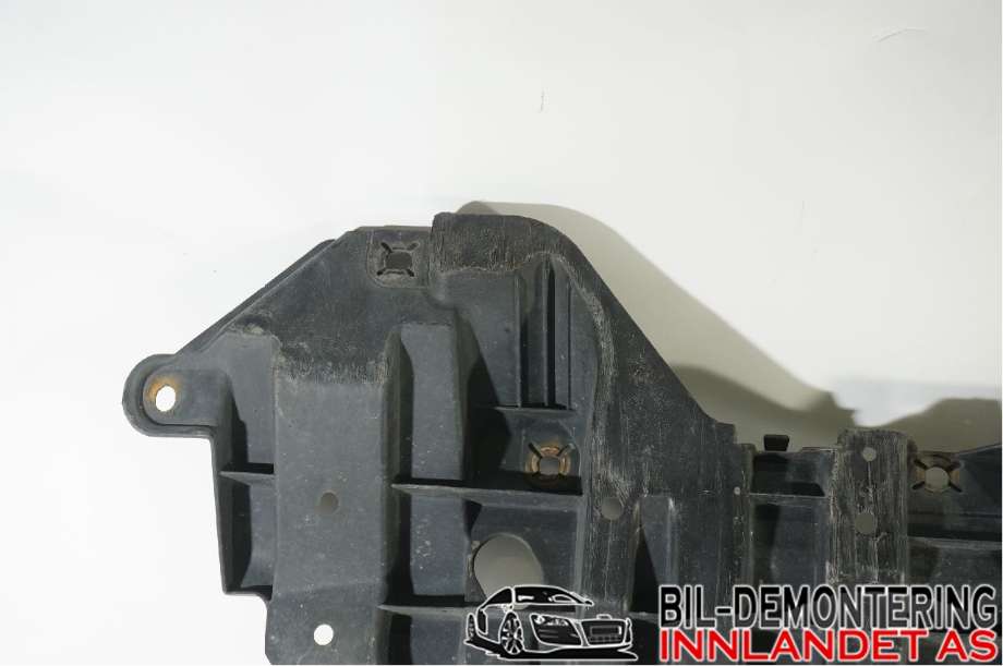 Motorplate under motor til Toyota Prius +7 2012-2020 (Type III) (stasjonsvogn) (stasjonsvogn) (TOYOTA|5261847060|)