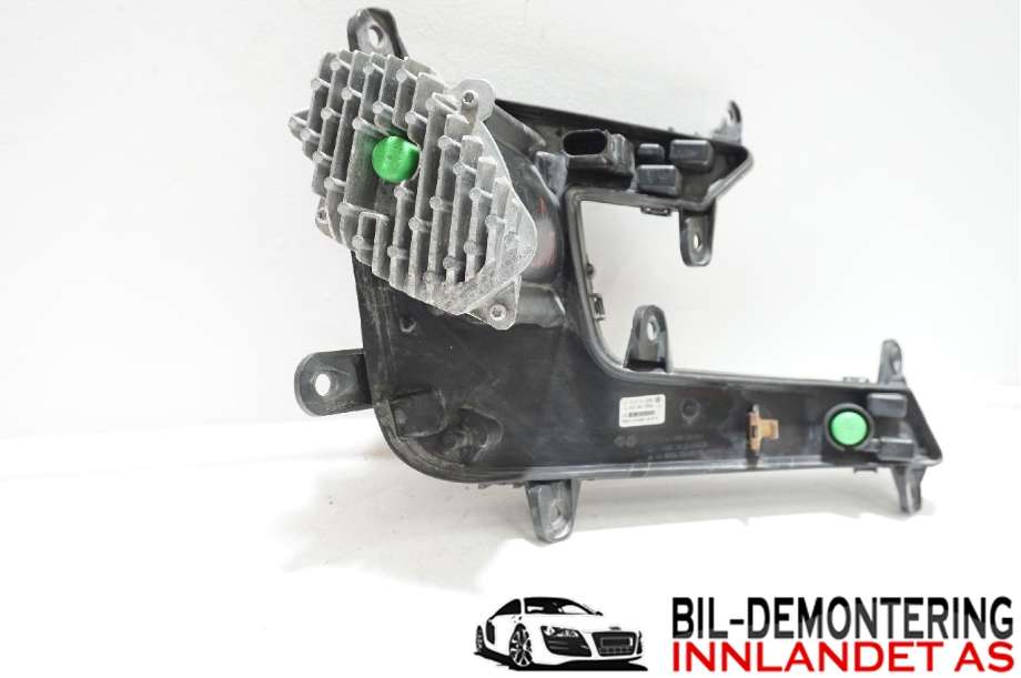 Frontlykter til VW Passat 2015-2019 (Fase 1) (B8) (B8) (VOLKSWAGEN|3G0 941 055 A|)
