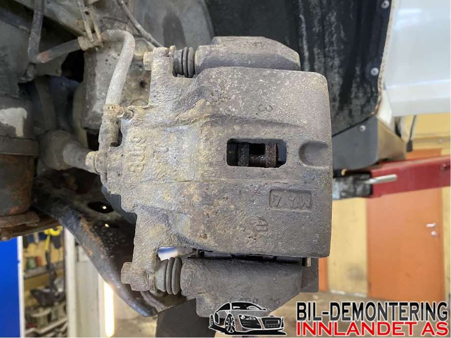 Bremsecaliper venstre foran til Lexus RX 2003-2009 (Type II) (XU30) (XU30) (LEXUS|4775048140|)
