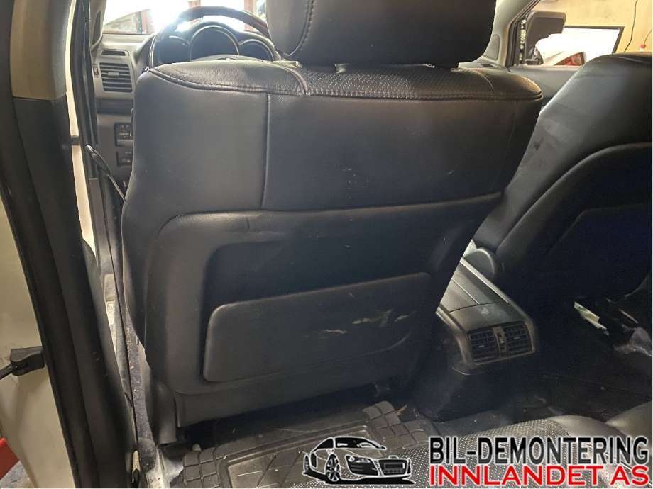 Sete foran venstre til Lexus RX 2003-2009 (Type II) (XU30) (XU30) (LEXUS|7120048852C1|7120048853C3|)