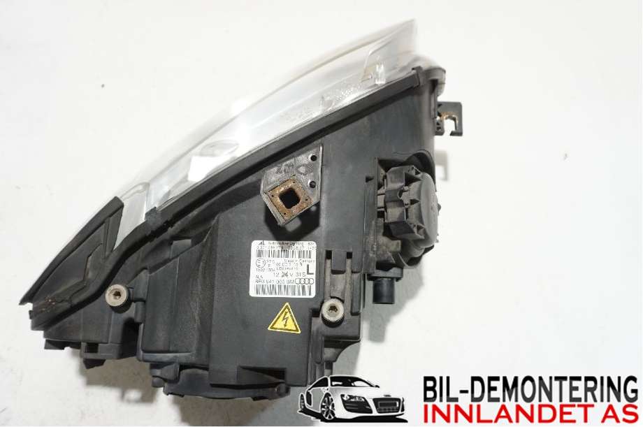 Frontlykt venstre halogen til Audi A4 2004-2008 (Type III) (B7) (B7) (AUDI|8E0 941 029 BM||8E0 941 003 BM)