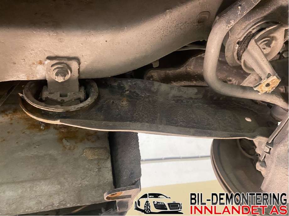 Bærebru høyre bak til Mercedes CLA, 2013-2019 (C117) (C117) (MERCEDES|A 246 350 05 06)