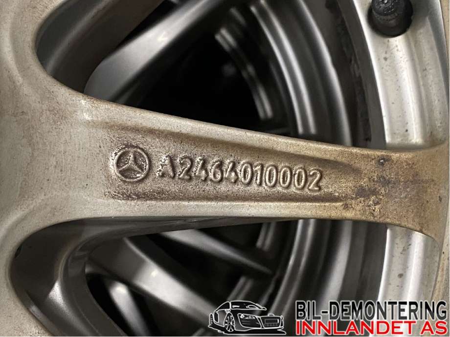 Felgsett aluminium til Mercedes CLA 2013-2019 (C117) (C117) (MERCEDES|5;5JX17H2 ET 52;7|215/50R17T|A2464010002)