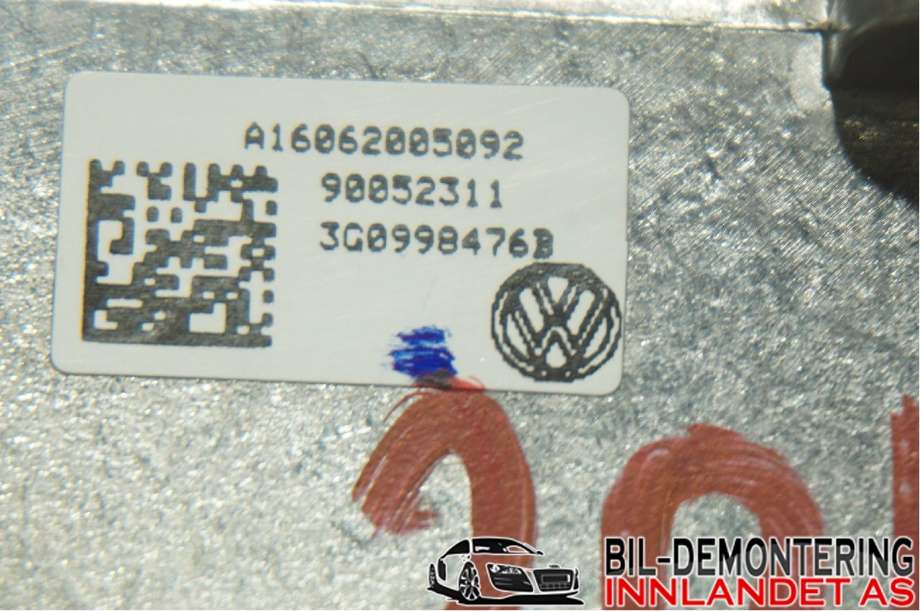 Diverse deler til VW Passat 2015-2019 (Fase 1) (B8) (B8) (VOLKSWAGEN|3G0 998 476 B|)