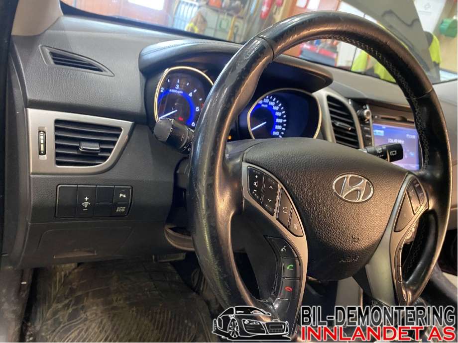 Ratt til Hyundai i30 2012-2017 (Type II)  (HYUNDAI|56110A 6791RDR|)