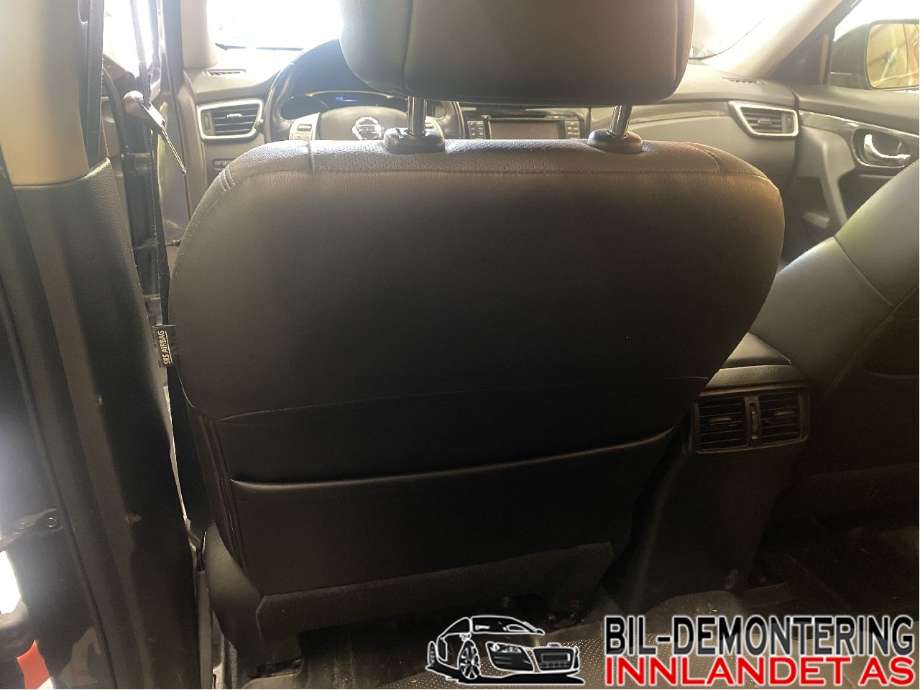 Sete foran venstre til Nissan X-Trail 2014-2022 (T32) (T32) (NISSAN|873514BV0A|871544BY0A|873514BV1A)