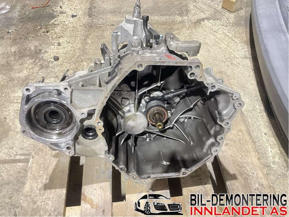 Girkasse manuell 6-trinn til Nissan X-Trail, 2014-2022 (T32) (T32) (NISSAN|320104BR7D)