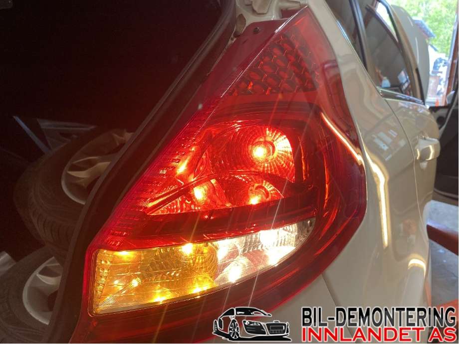 Baklykt høyre til Ford Fiesta 2008-2012 (Type VI, Fase 1)  (FORD|1709552|)