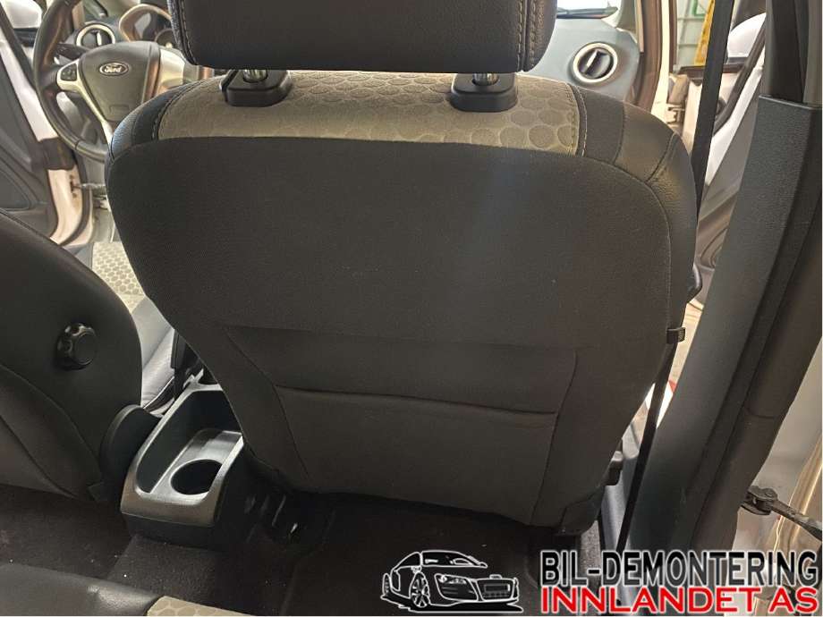 Sete foran høyre til Ford Fiesta 2008-2012 (Type VI, Fase 1)  (FORD|1831819|1523953|)