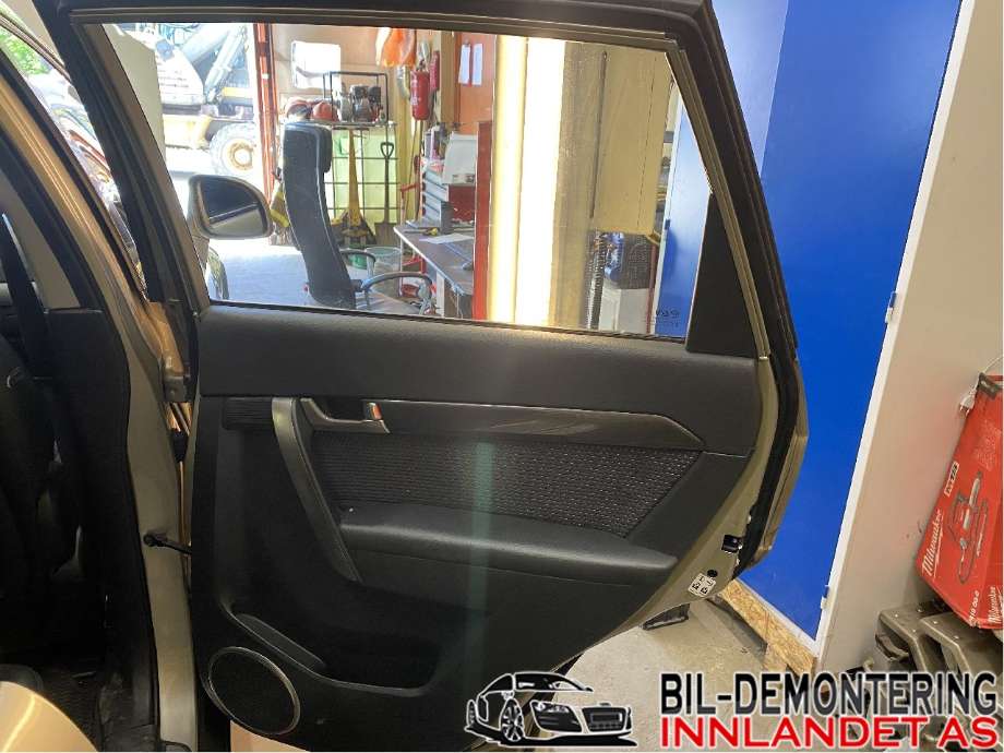 Dør høyre bak til Chevrolet Captiva 2006-2010 (Fase 1)  (CHEVROLET (KR)|95292828|)