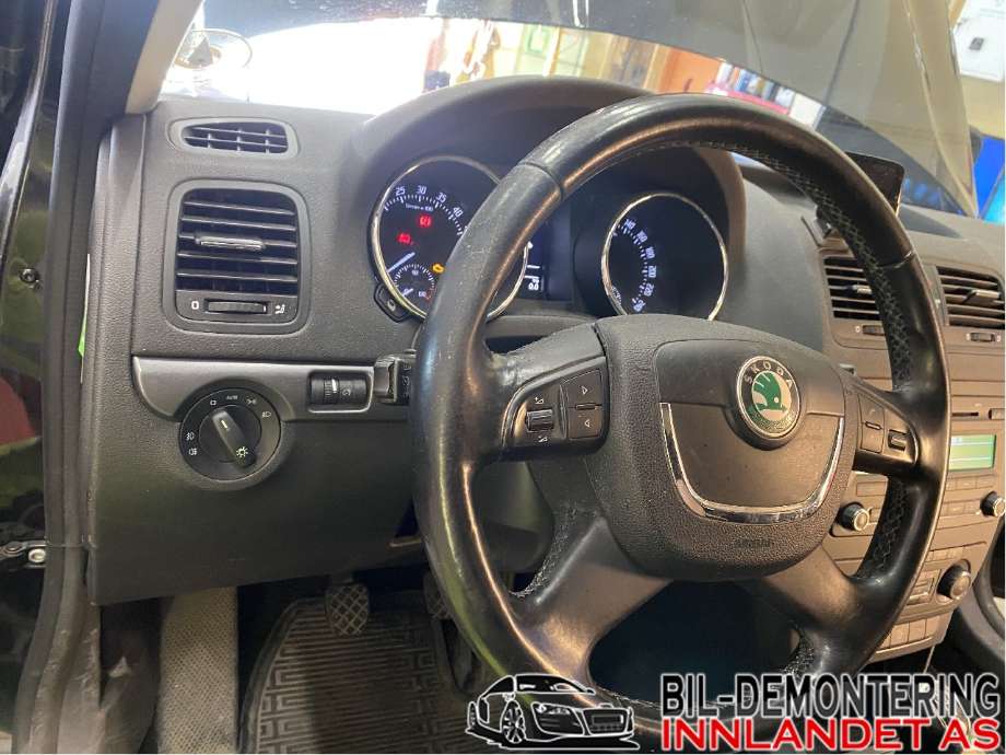 Ratt til Škoda Yeti 2009-2013 (Fase 1)  (SKODA|3T0 419 091 K|)