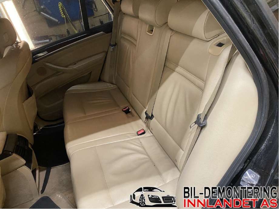 Sete bak til BMW X5 2007-2013 (E70) (E70) (52 20 7 268 063|52 20 7 248 086|)