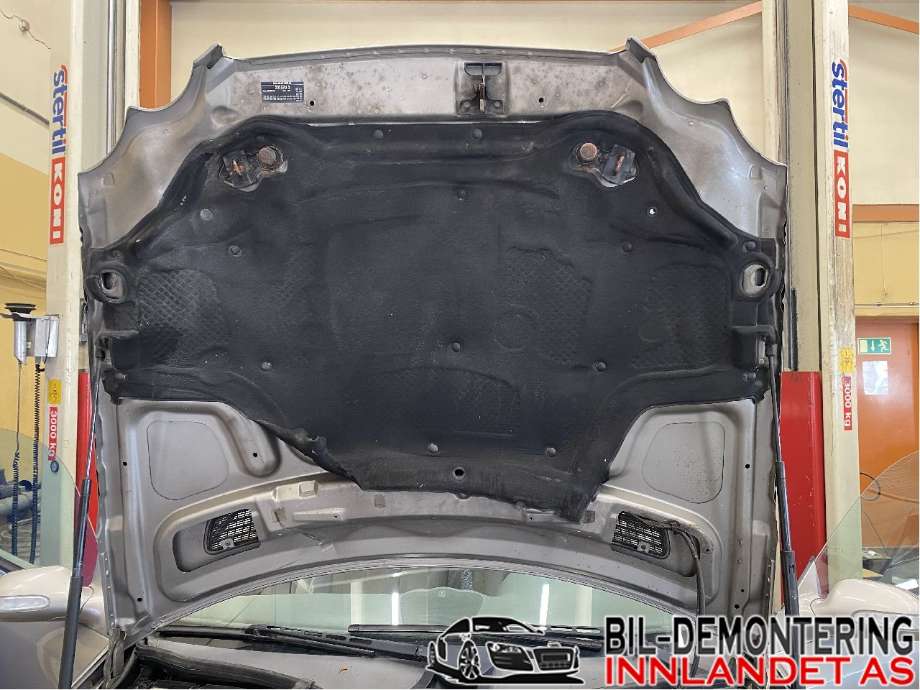 Panser til Mercedes CLK 2002-2009 (C209) (C209) (MERCEDES|A 209 880 00 57|A 209 880 00 57 28|)