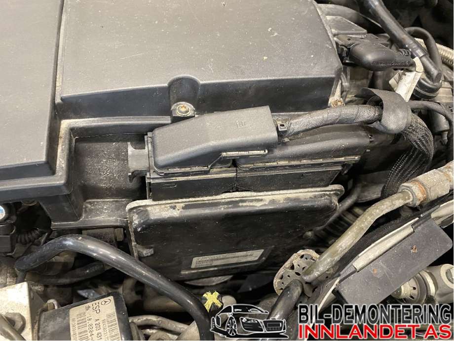 Styreenhet motor til Mercedes CLK, 2002-2009 (C209) (C209) (MERCEDES|A 271 153 42 79)