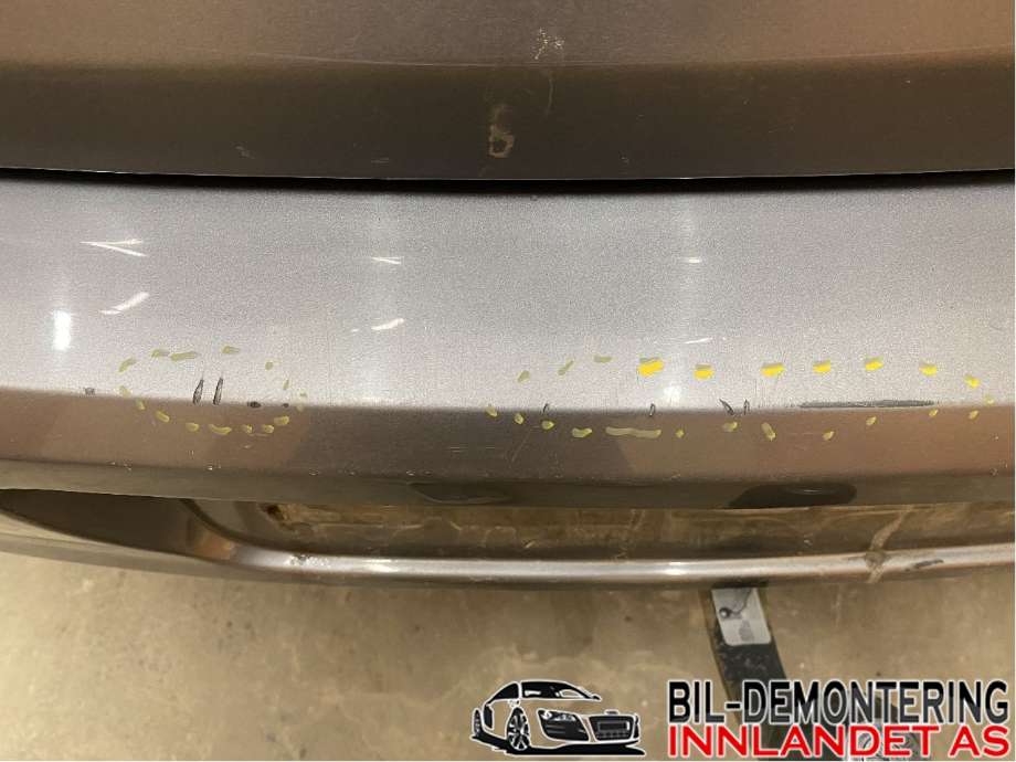 Støtfanger bak til VW Golf VI 2008-2012  (VOLKSWAGEN|5K6 807 421|)