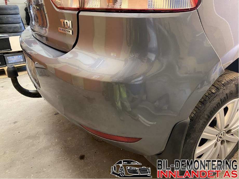Støtfanger bak til VW Golf VI 2008-2012  (VOLKSWAGEN|5K6 807 421|)