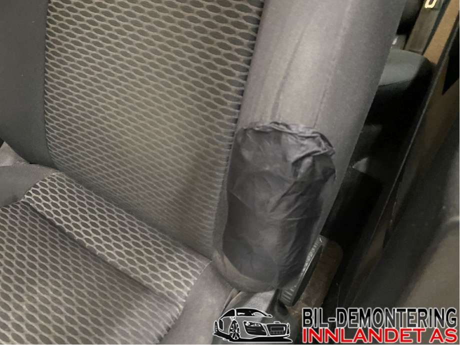 Sete foran venstre til VW Golf VI 2008-2012  (VOLKSWAGEN|1K4 881 105 PA|)