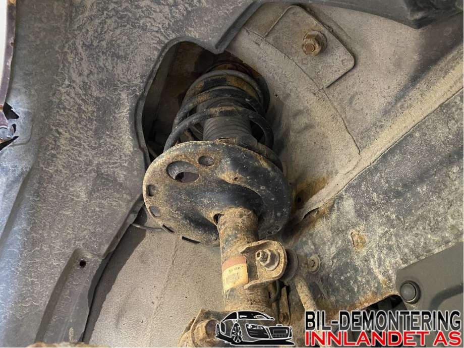 Fjærbein høyre foran til Toyota Avensis, 2009-2015 (Type III, Fase 1)  (TOYOTA|485108Z043)