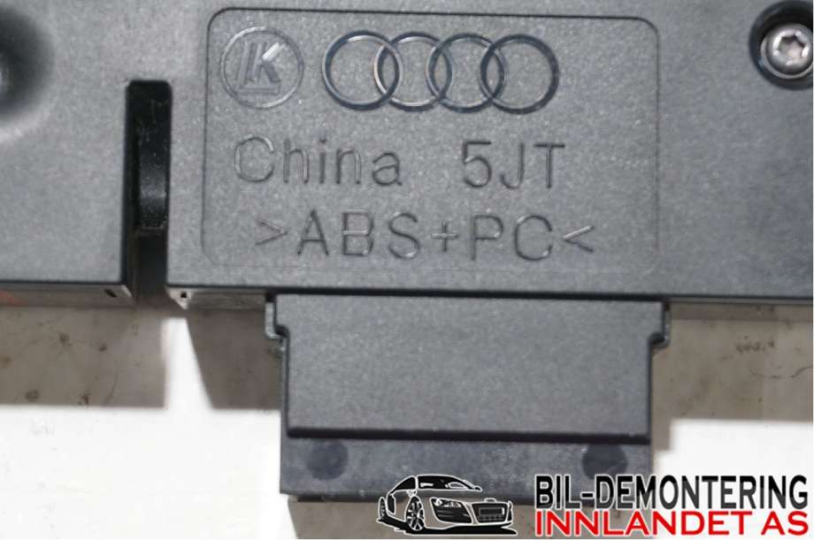 Bryter nødblink til Audi A3 2012-2016 (Type III, Fase 1) (AUDI|)