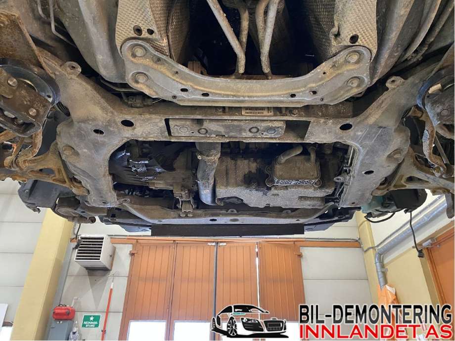 Travers foran hoved til Volvo V70 2005-2007 (Type II, Fase 2)  (VOLVO|31429445|)