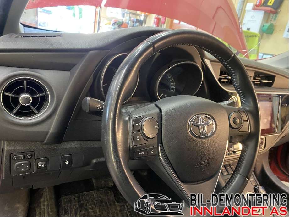 Ratt til Toyota Auris 2015-2019 (Type II, Fase 2)  (TOYOTA|4510202511C2|)
