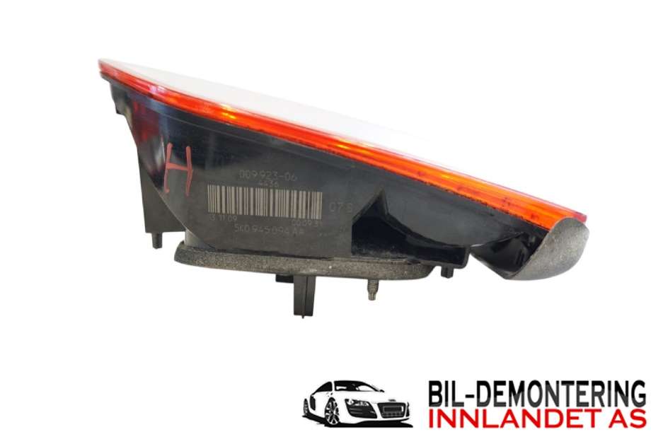 Baklykt høyre indre til VW Golf VI 2008-2012  (VOLKSWAGEN|5K0 945 094 AA|)