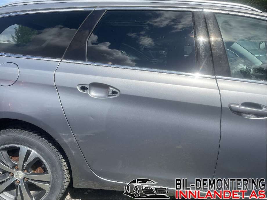 Dør høyre bak til Peugeot 308, 2013-2021 (Type II)  (PEUGEOT|98 052 674 80)