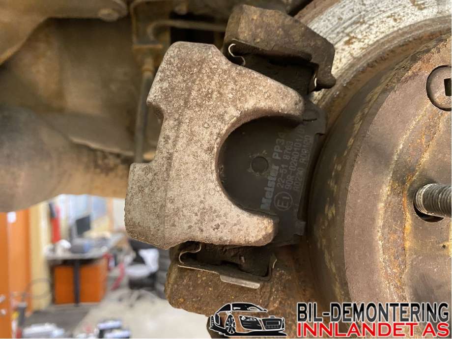 Bremsecaliper høyre bak til Toyota RAV4, 2009-2013 (Type III, Fase 2)  (TOYOTA|4783042061)