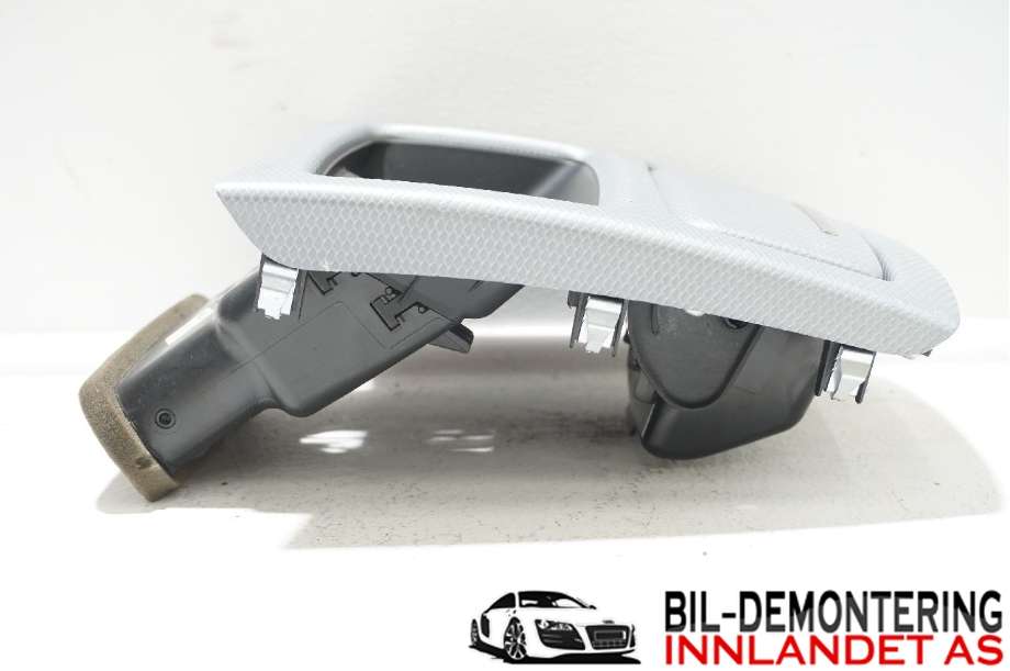 Innredning pakke til BMW 3-Serie 2005-2011 (E90/E91/E92/E93) (E90/E91/E92/E93) (BMW|51 16 6 960 672|)