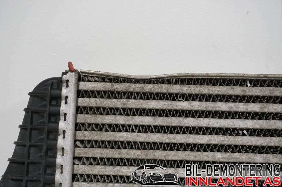 Intercooler til VW Transporter / Caravelle 2009-2015 (Fase 2) (T5) (T5) (VOLKSWAGEN|7E0 145 804 A|)