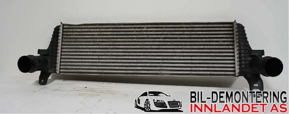 Intercooler til VW Transporter / Caravelle 2009-2015 (Fase 2) (T5) (T5) (VOLKSWAGEN|7E0 145 804 A|)