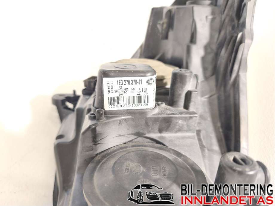 Frontlykt venstre halogen til Opel Astra H 2004-2009 (OPEL|93190069||1EG 270 370-41)