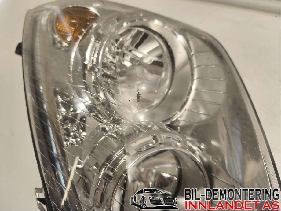 Frontlykt venstre halogen til Opel Astra H 2004-2009 (OPEL|93190069||1EG 270 370-41)