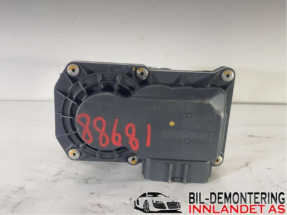 Spjeldhus til Toyota Avensis 2009-2015 (Type III, Fase 1) (TOYOTA|220300T050||22030-01080)